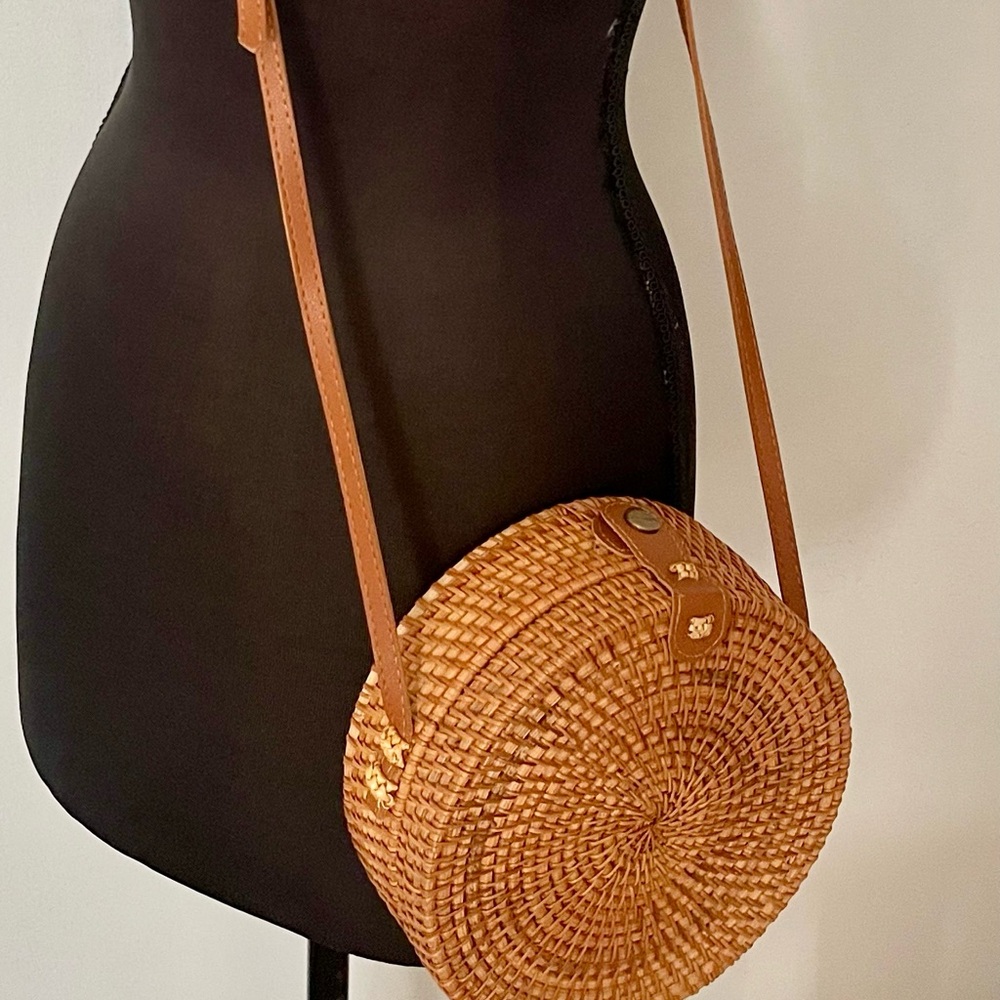 Round Woven Tan Crossbody Bag